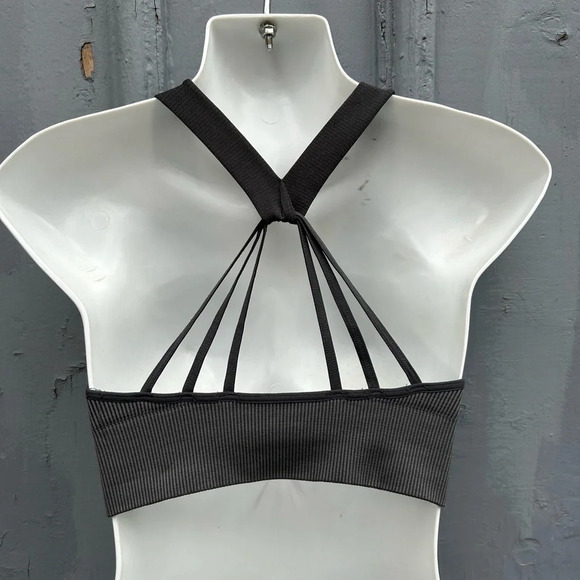 Good American Essential Core Seamless Strappy Sports Bra,  size “2” (M) - Picture 5 of 8